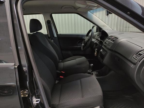 Skoda Fabia II Рестайлинг с пробегом 2013 года, цена 545 000 рублей, 175155 км, хэтчбек, Автокод Объявления