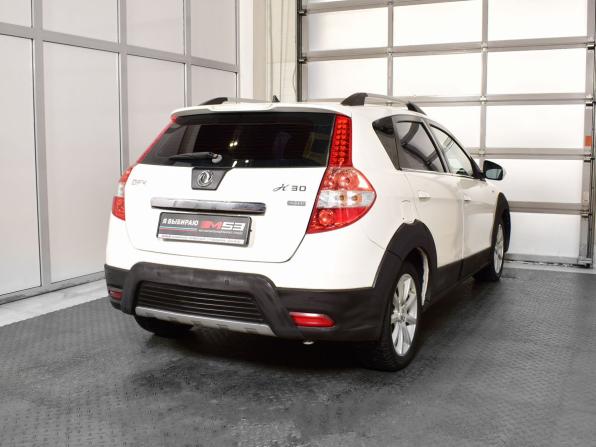 Dongfeng H30 Cross с пробегом 2014 года, цена 532 999 рублей, 153945 км, хэтчбек, Автокод Объявления