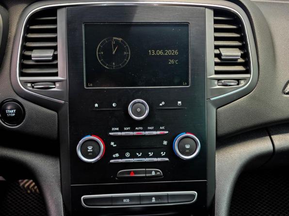 Renault Megane IV с пробегом 2018 года, цена 1 075 000 рублей, 140962 км, универсал, Автокод Объявления