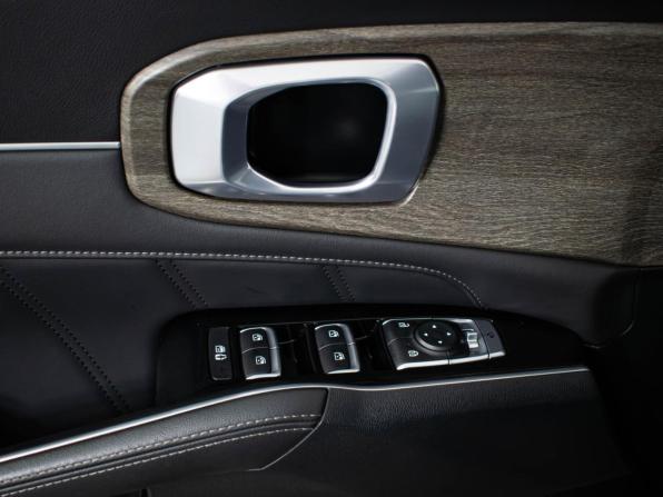 Kia Sorento IV с пробегом 2023 года, цена 3 727 000 рублей, 28386 км, внедорожник, Автокод Объявления