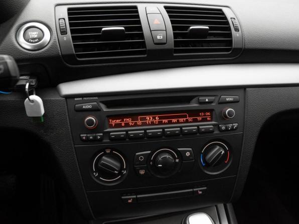 BMW 1 серии I (E81/E82/E87/E88) Рестайлинг с пробегом 2010 года, цена 770 000 рублей, 258089 км, хэтчбек, Автокод Объявления