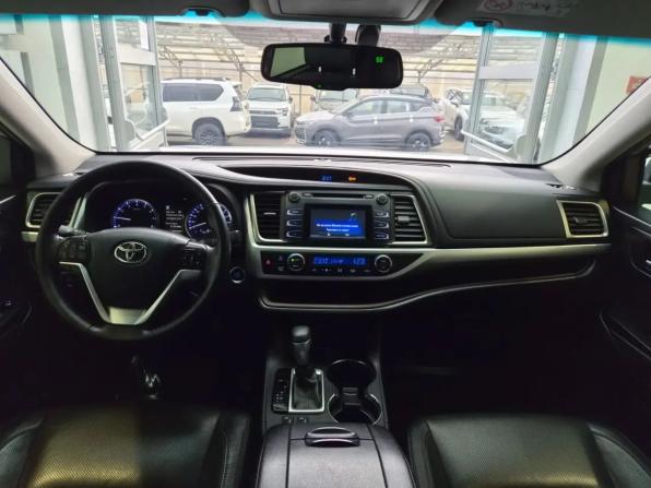 Toyota Highlander III (XU50) Рестайлинг с пробегом 2018 года, цена 3 780 000 рублей, 148000 км, внедорожник, Автокод Объявления