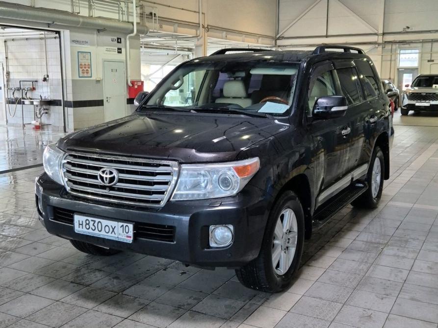 Toyota Land Cruiser 200 Series Рестайлинг 1 Санкт-Петербург  - изображение 3