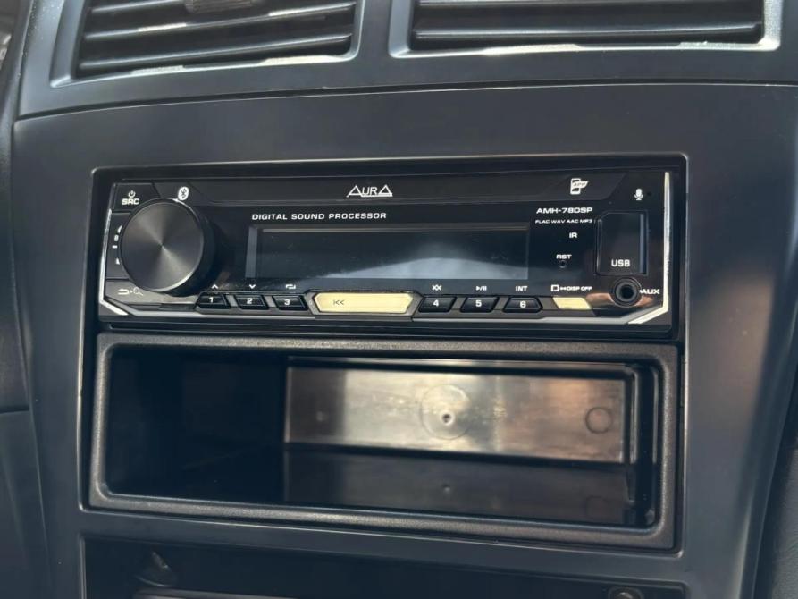 Nissan Almera Classic I Крым  - изображение 14