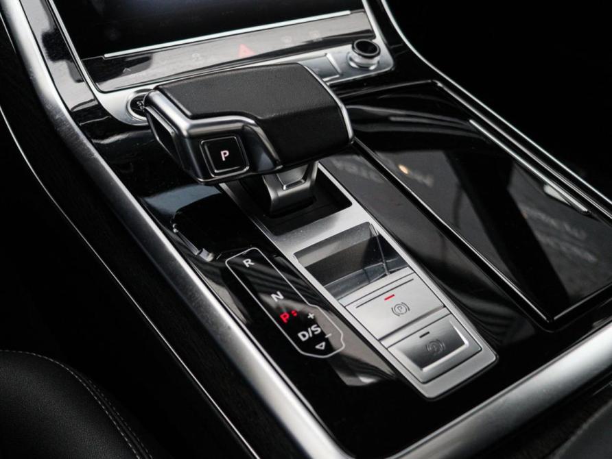 Audi Q8 I (4M) Москва  - изображение 24