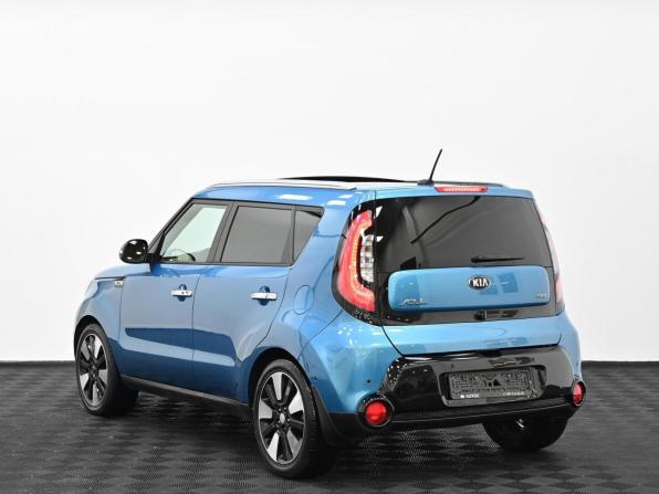 Kia Soul II с пробегом 2015 года, цена 999 000 рублей, 142000 км, хэтчбек, Автокод Объявления