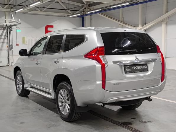 Mitsubishi Pajero Sport III с пробегом 2017 года, цена 2 550 000 рублей, 245266 км, внедорожник, Автокод Объявления