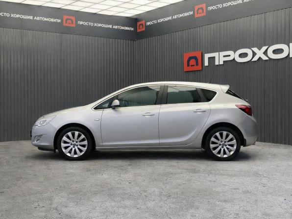 Opel Astra J с пробегом 2012 года, цена 747 000 рублей, 171695 км, хэтчбек, Автокод Объявления