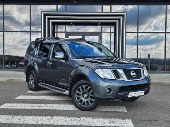 Nissan Pathfinder III Рестайлинг с пробегом 2013 года, цена 1 297 000 рублей, 265000 км, внедорожник, Автокод Объявления