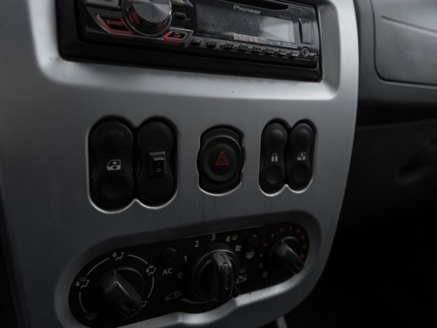 Renault Logan I Рестайлинг Москва  - изображение 15