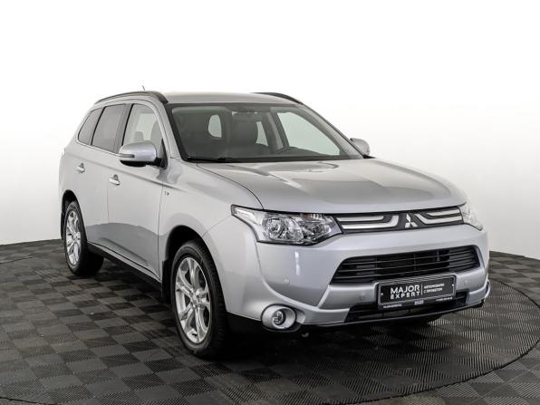 Mitsubishi Outlander III с пробегом 2014 года, цена 2 400 000 рублей, 43000 км, внедорожник, Автокод Объявления