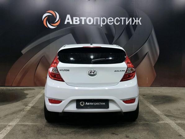 Hyundai Solaris I с пробегом 2013 года, цена 800 000 рублей, 178515 км, хэтчбек, Автокод Объявления