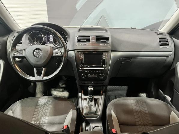 Skoda Yeti I Рестайлинг с пробегом 2017 года, цена 1 415 000 рублей, 164297 км, внедорожник, Автокод Объявления
