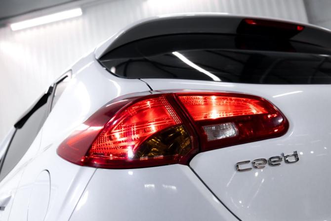 Kia Ceed II Рестайлинг с пробегом 2017 года, цена 1 450 000 рублей, 128000 км, хэтчбек, Автокод Объявления