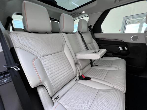 Land Rover Discovery V с пробегом 2017 года, цена 3 100 000 рублей, 179445 км, внедорожник, Автокод Объявления