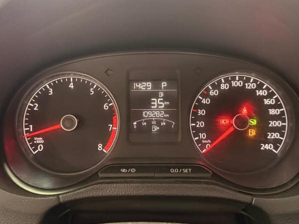 Volkswagen Polo V Рестайлинг с пробегом 2019 года, цена 1 369 000 рублей, 109282 км, седан, Автокод Объявления