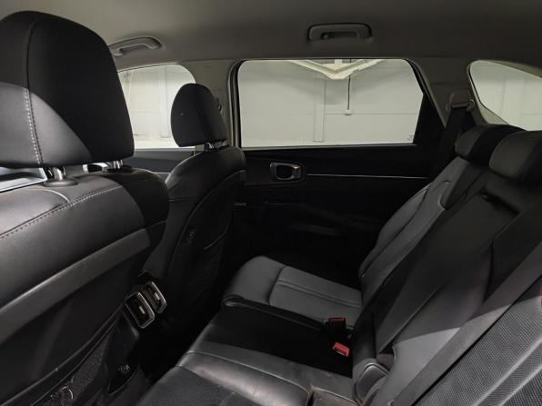 Kia Sorento IV Рестайлинг с пробегом 2024 года, цена 5 625 000 рублей, 37675 км, внедорожник, Автокод Объявления