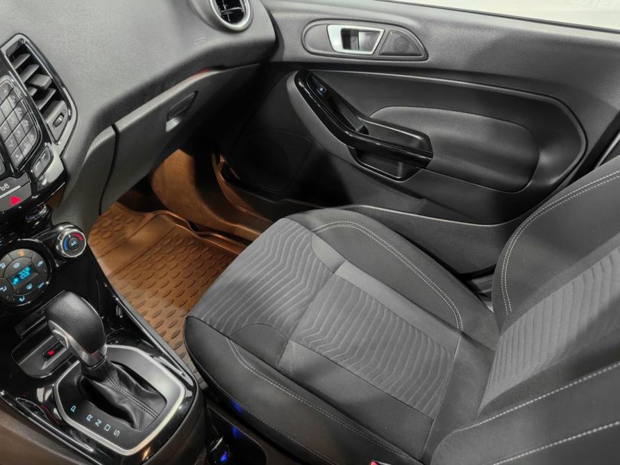 Ford Fiesta Mk6 Рестайлинг Новосибирск  - изображение 12
