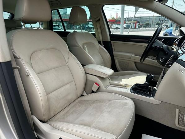 Skoda Superb II Рестайлинг с пробегом 2014 года, цена 1 303 600 рублей, 171360 км, универсал, Автокод Объявления