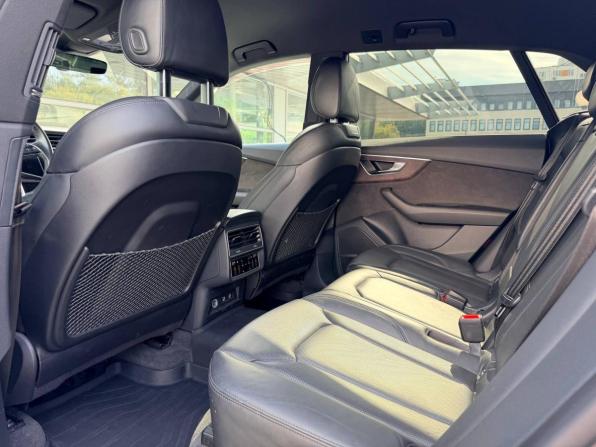 Audi Q8 I (4M) с пробегом 2018 года, цена 5 300 000 рублей, 97523 км, внедорожник, Автокод Объявления