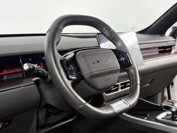 JETOUR DASHING I с пробегом 2024 года, цена 2 300 000 рублей, 27261 км, внедорожник, Автокод Объявления
