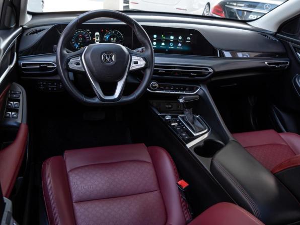 Changan Eado Plus с пробегом 2024 года, цена 1 560 000 рублей, 79360 км, седан, Автокод Объявления