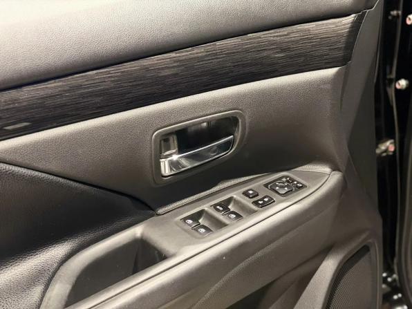 Mitsubishi Outlander III Рестайлинг 2 с пробегом 2015 года, цена 1 670 000 рублей, 219867 км, внедорожник, Автокод Объявления