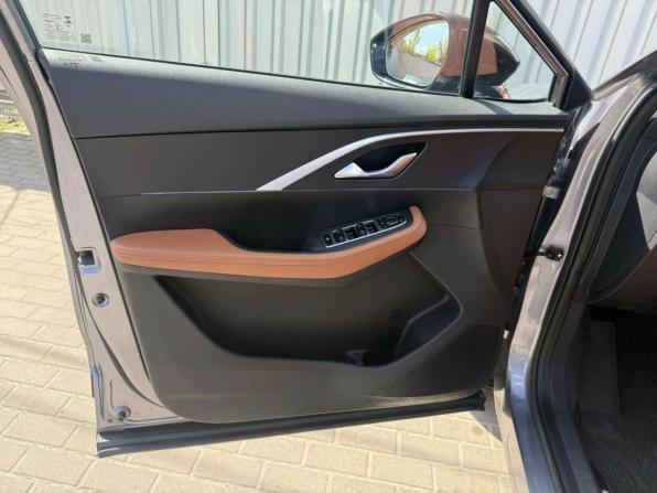 Omoda C5 I с пробегом 2022 года, цена 1 555 000 рублей, 89135 км, внедорожник, Автокод Объявления