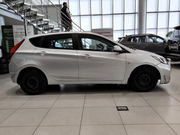 Hyundai Solaris I с пробегом 2012 года, цена 530 000 рублей, 241000 км, хэтчбек, Автокод Объявления