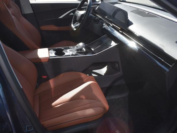 Omoda C5 I с пробегом 2023 года, цена 1 927 000 рублей, 48983 км, внедорожник, Автокод Объявления