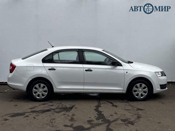 Skoda Rapid I с пробегом 2016 года, цена 900 000 рублей, 122189 км, лифтбек, Автокод Объявления