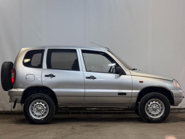 Chevrolet Niva I с пробегом 2004 года, цена 349 000 рублей, 244107 км, внедорожник, Автокод Объявления