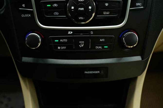 BYD G6 с пробегом 2013 года, цена 870 934 рубля, 103500 км, седан, Автокод Объявления