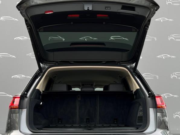 Volkswagen Touareg III с пробегом 2019 года, цена 4 498 700 рублей, 138260 км, внедорожник, Автокод Объявления