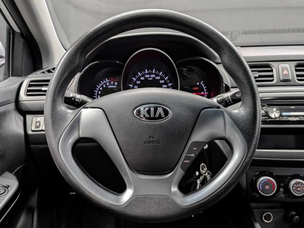 Kia Rio III Рестайлинг с пробегом 2015 года, цена 955 000 рублей, 105216 км, седан, Автокод Объявления