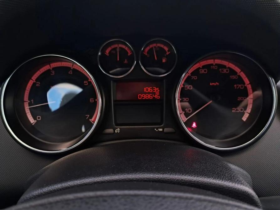 Peugeot 308 I Санкт-Петербург  - изображение 11
