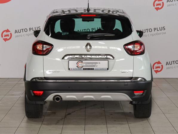 Renault Kaptur I с пробегом 2016 года, цена 1 325 000 рублей, 115000 км, внедорожник, Автокод Объявления