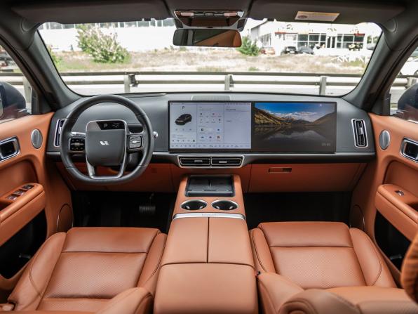 Li Auto (Lixiang) L7 I с пробегом 2024 года, цена 6 398 000 рублей, 18500 км, внедорожник, Автокод Объявления