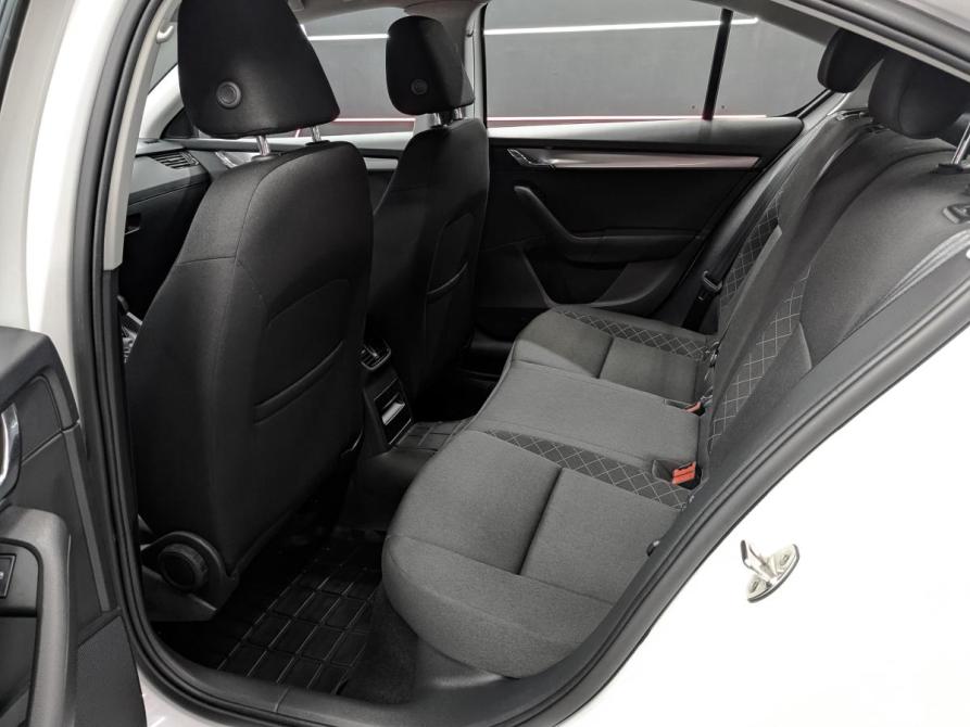 Skoda Octavia III (A7) Рестайлинг Москва  - изображение 18