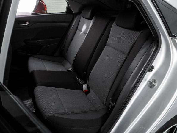 Hyundai Solaris II с пробегом 2019 года, цена 1 059 000 рублей, 142221 км, седан, Автокод Объявления