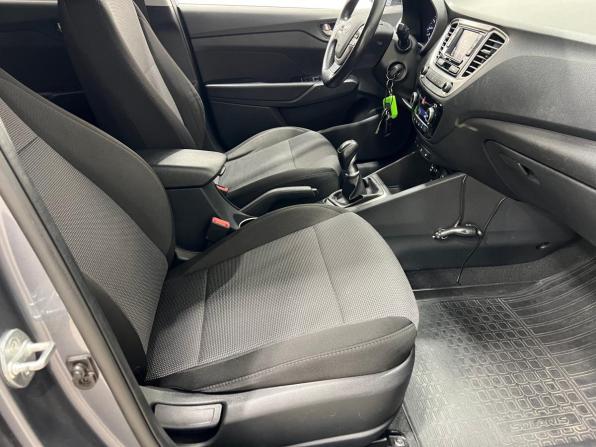 Hyundai Solaris II с пробегом 2019 года, цена 1 179 000 рублей, 145000 км, седан, Автокод Объявления