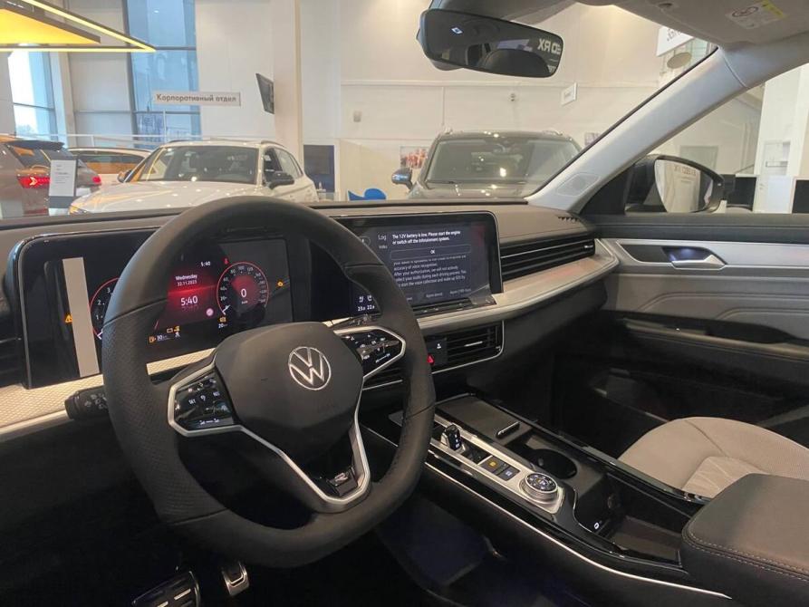 Volkswagen Tavendor I Москва  - изображение 11