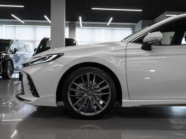 Toyota Camry IX (XV80) China Market с пробегом 2026 года, цена 4 490 000 рублей, 34 км, седан, Автокод Объявления