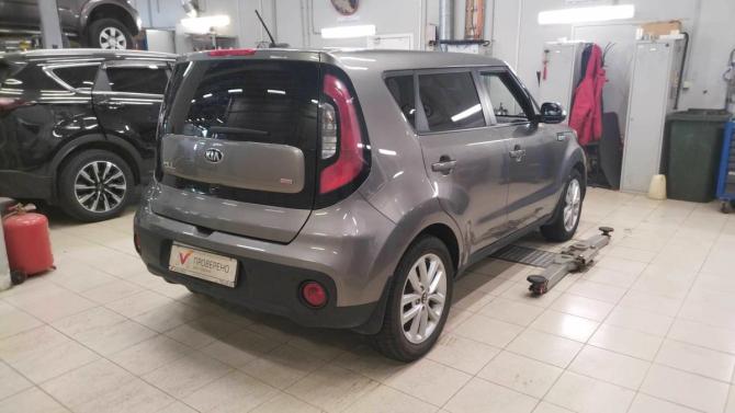 Kia Soul II Рестайлинг с пробегом 2018 года, цена 1 490 000 рублей, 117794 км, хэтчбек, Автокод Объявления