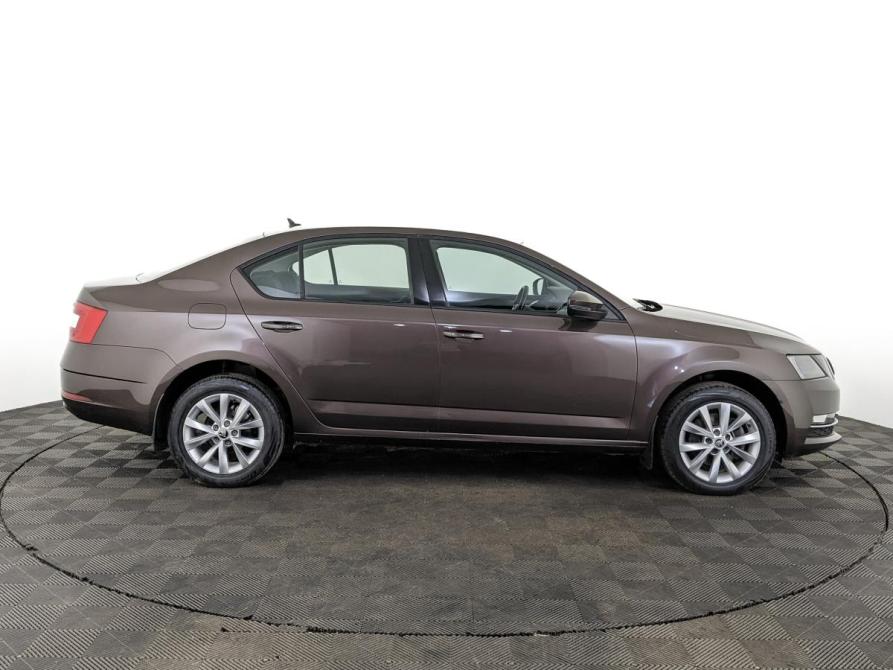 Skoda Octavia III (A7) Рестайлинг Москва  - изображение 4