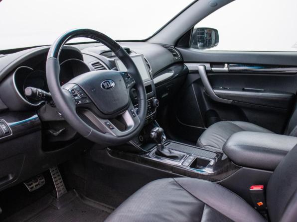 Kia Sorento II Рестайлинг с пробегом 2015 года, цена 2 050 000 рублей, 59245 км, внедорожник, Автокод Объявления