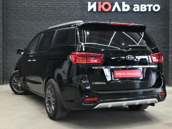 Kia Carnival III с пробегом 2019 года, цена 2 890 000 рублей, 187831 км, минивэн, Автокод Объявления
