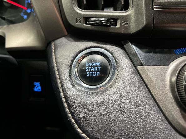 Toyota RAV4 IV (XA40) с пробегом 2013 года, цена 1 570 000 рублей, 261908 км, внедорожник, Автокод Объявления