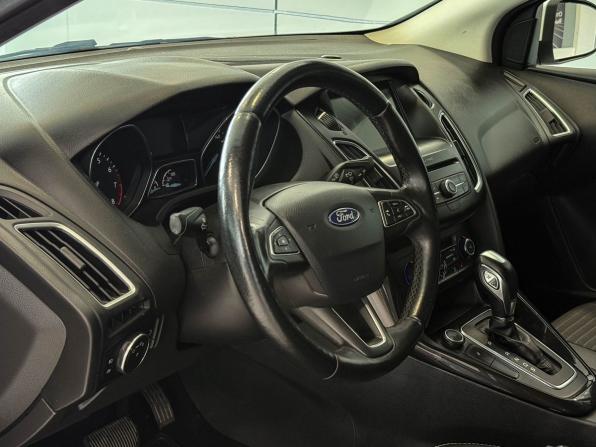 Ford Focus III Рестайлинг с пробегом 2017 года, цена 1 257 000 рублей, 112973 км, седан, Автокод Объявления