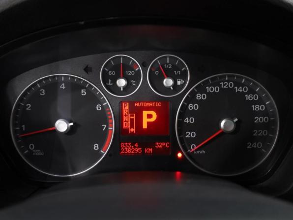 Ford C-MAX I Рестайлинг с пробегом 2007 года, цена 699 000 рублей, 236295 км, компактвэн, Автокод Объявления